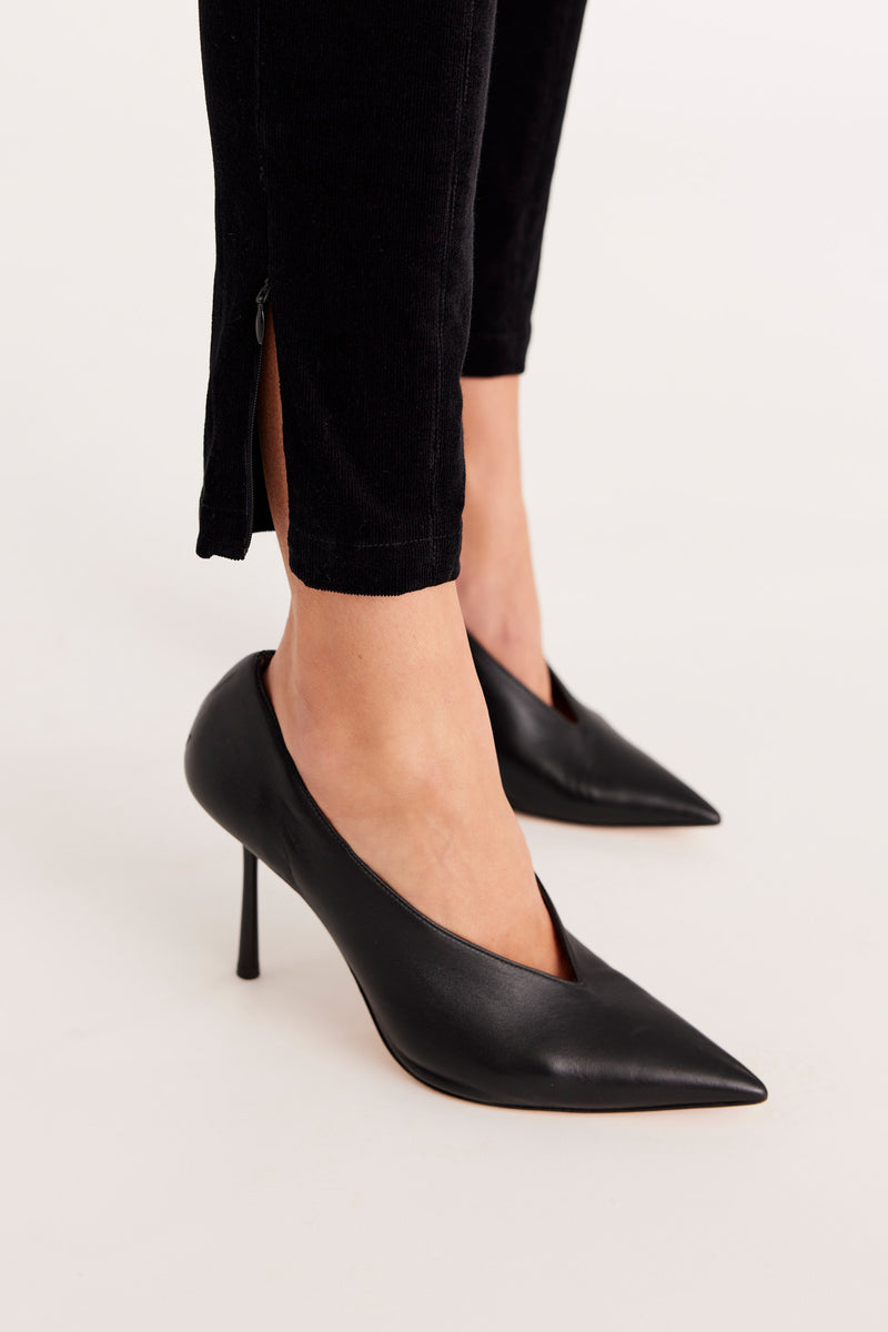 CAW23219_Black_03_ogomnf_1673310938