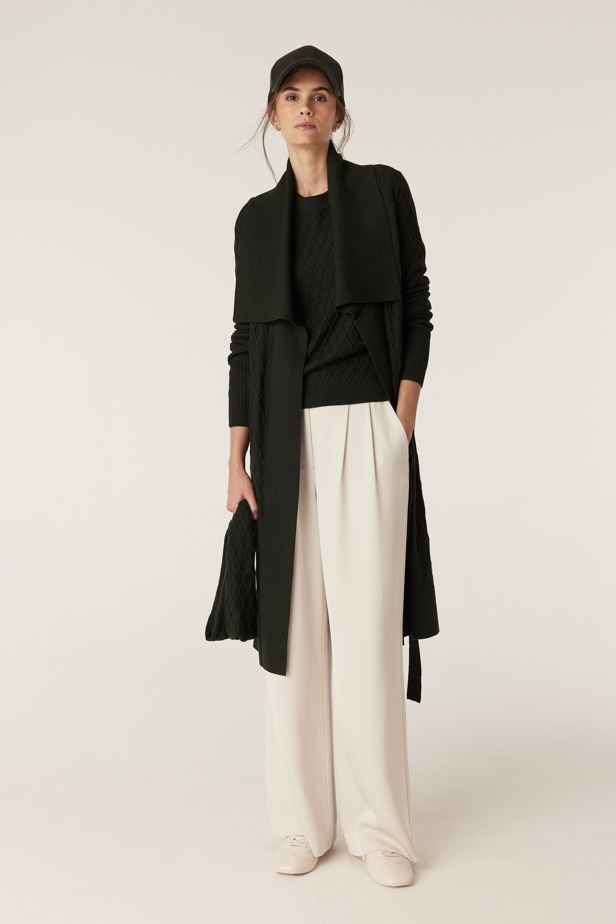 The Victoria Merino Cardigan - Moss – Cable Melbourne