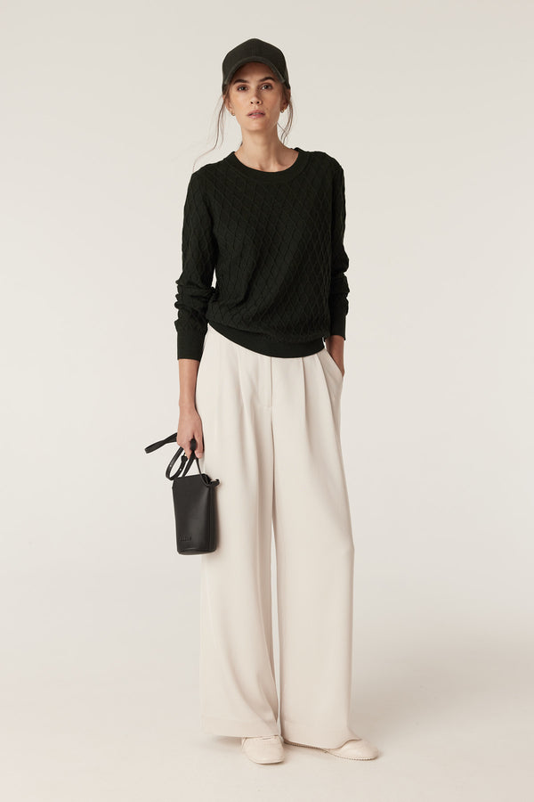 CAW26101_GRN_01_awiv77_1771391319