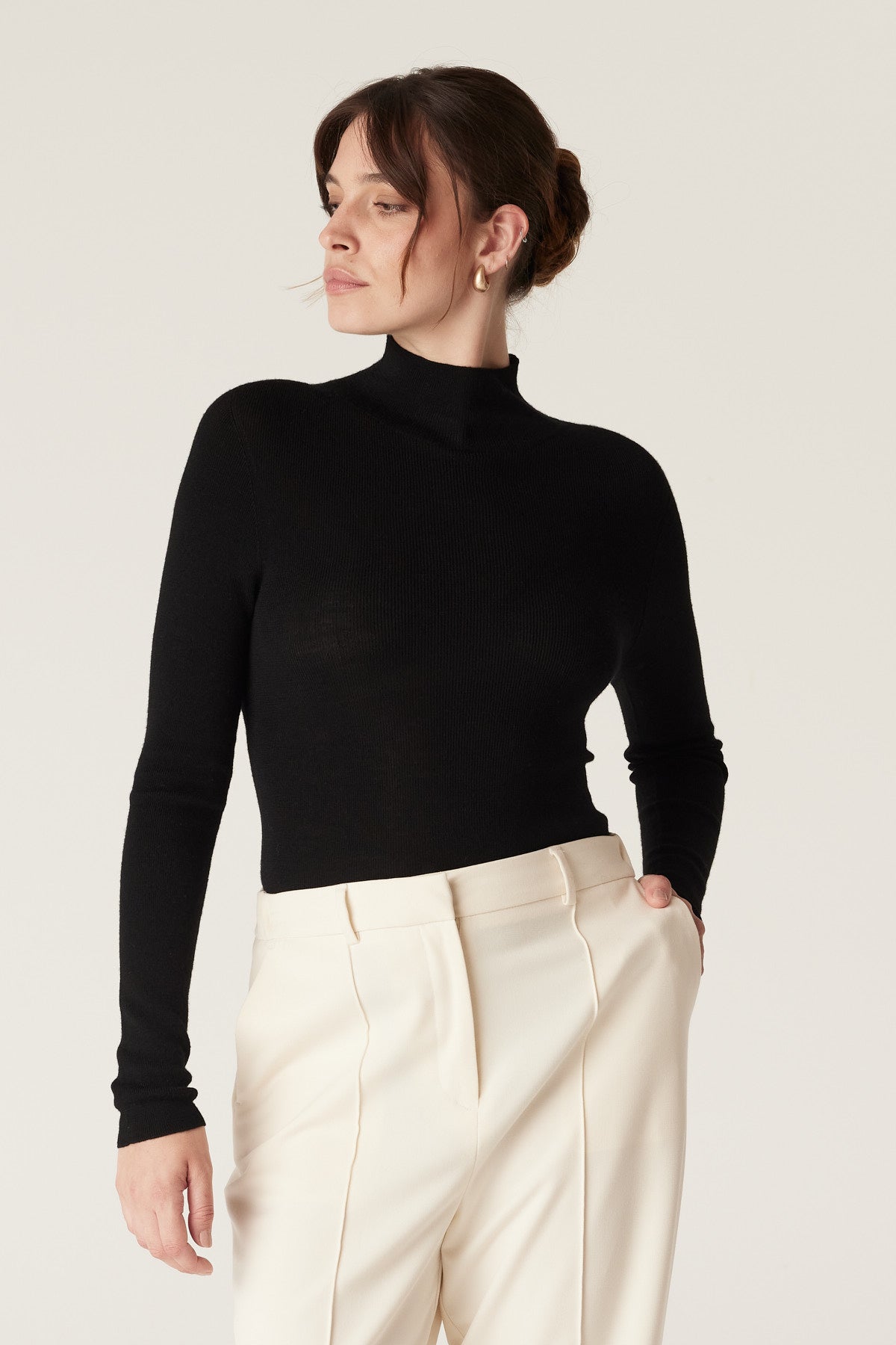 Superfine Merino Turtle Neck - Black