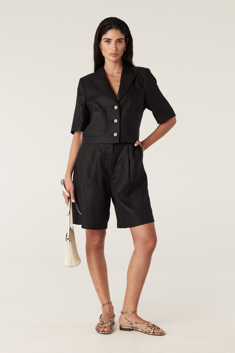 CSS25364_BLK_11_cgeomi_1757375778