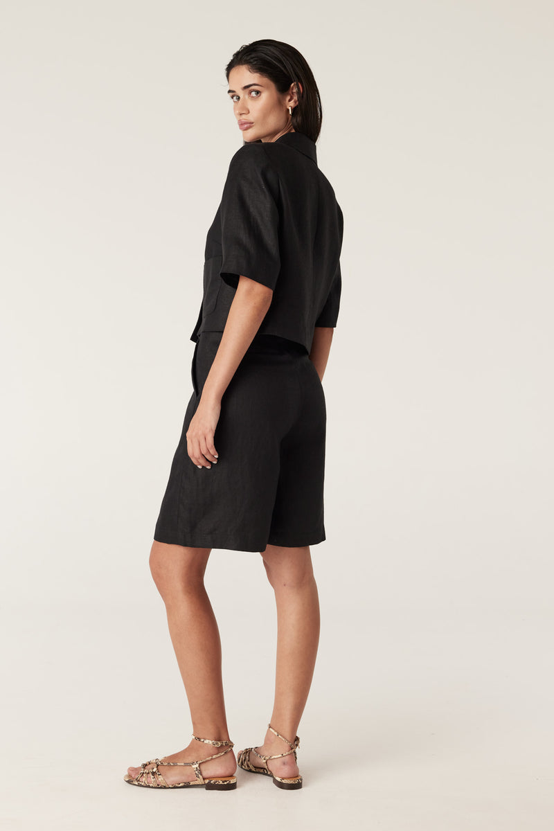 CSS25374_BLK_05_clraok_1757376181