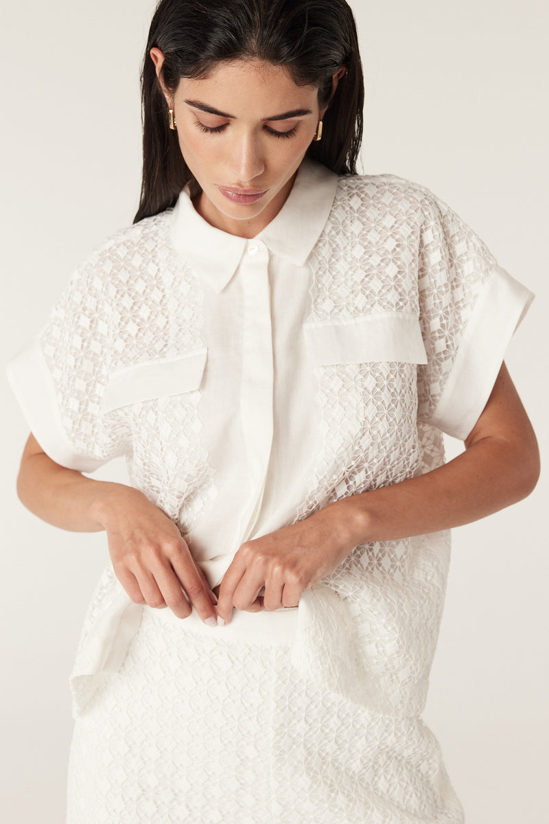 CSS25382_WHT_03_su3kbi_1757376440