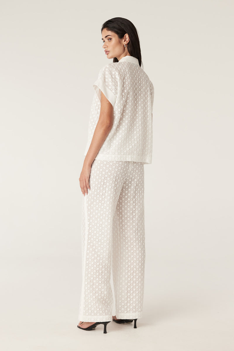 CSS25387_WHT_05_ttrvib_1757376760