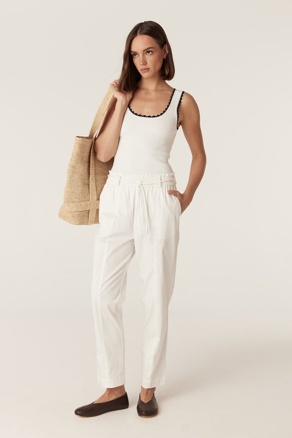 CSS26565_WHT_01_bbyb7l_1782360322