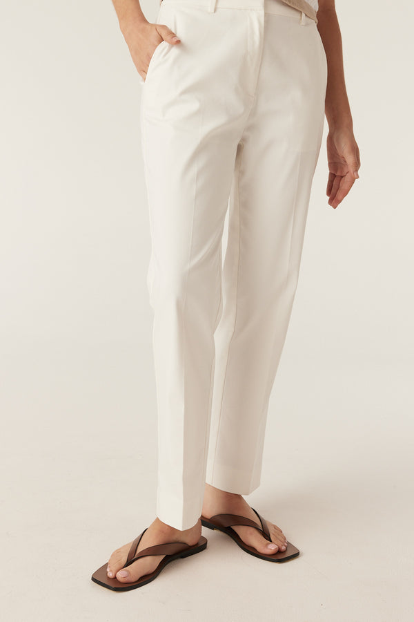 CSS26609_WHT_06_eapfgx_1786492791