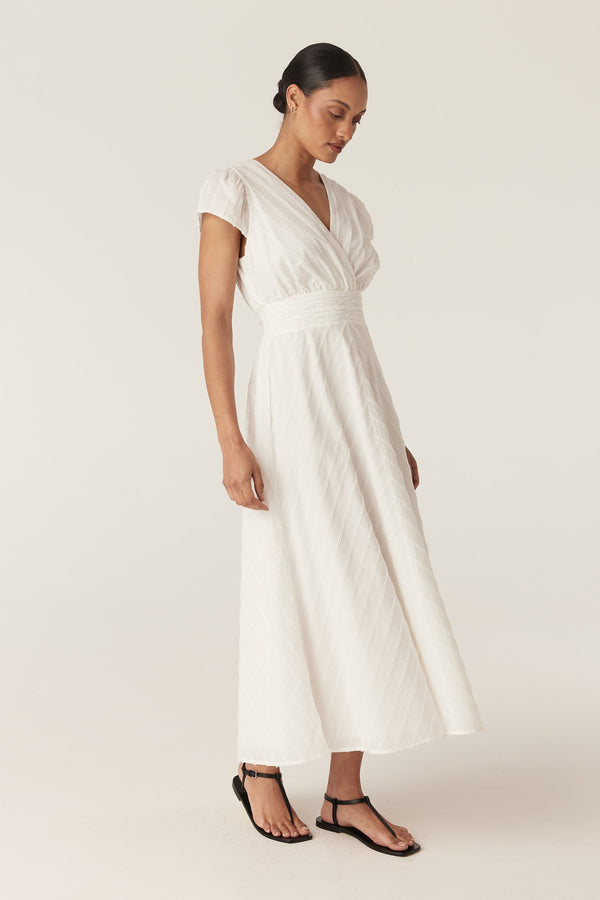 CSS26620_WHT_04_jmrtid_1786492797