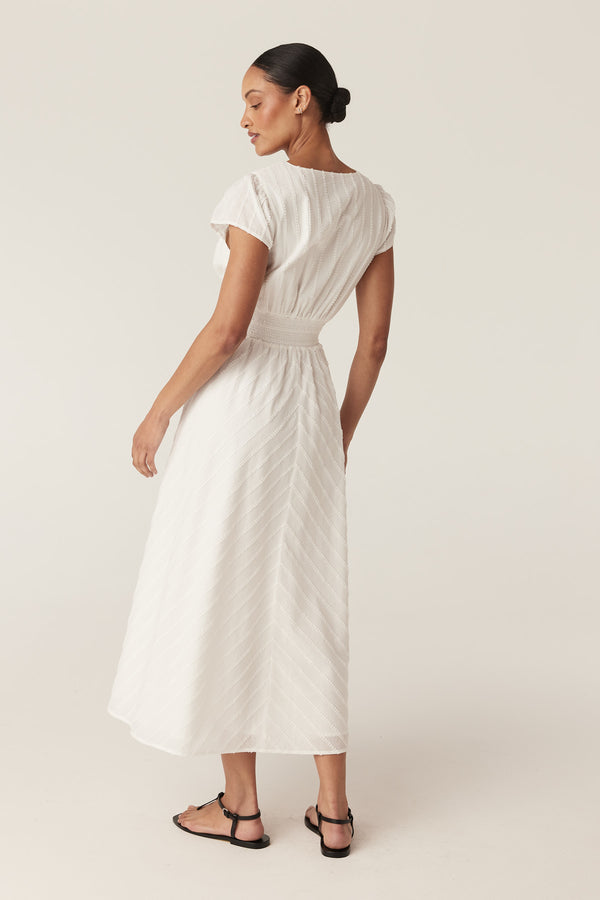 CSS26620_WHT_05_pzpkqi_1786492797