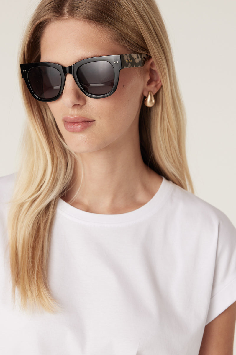 SUN25003_BLK_01_cxfc4q_1753159634