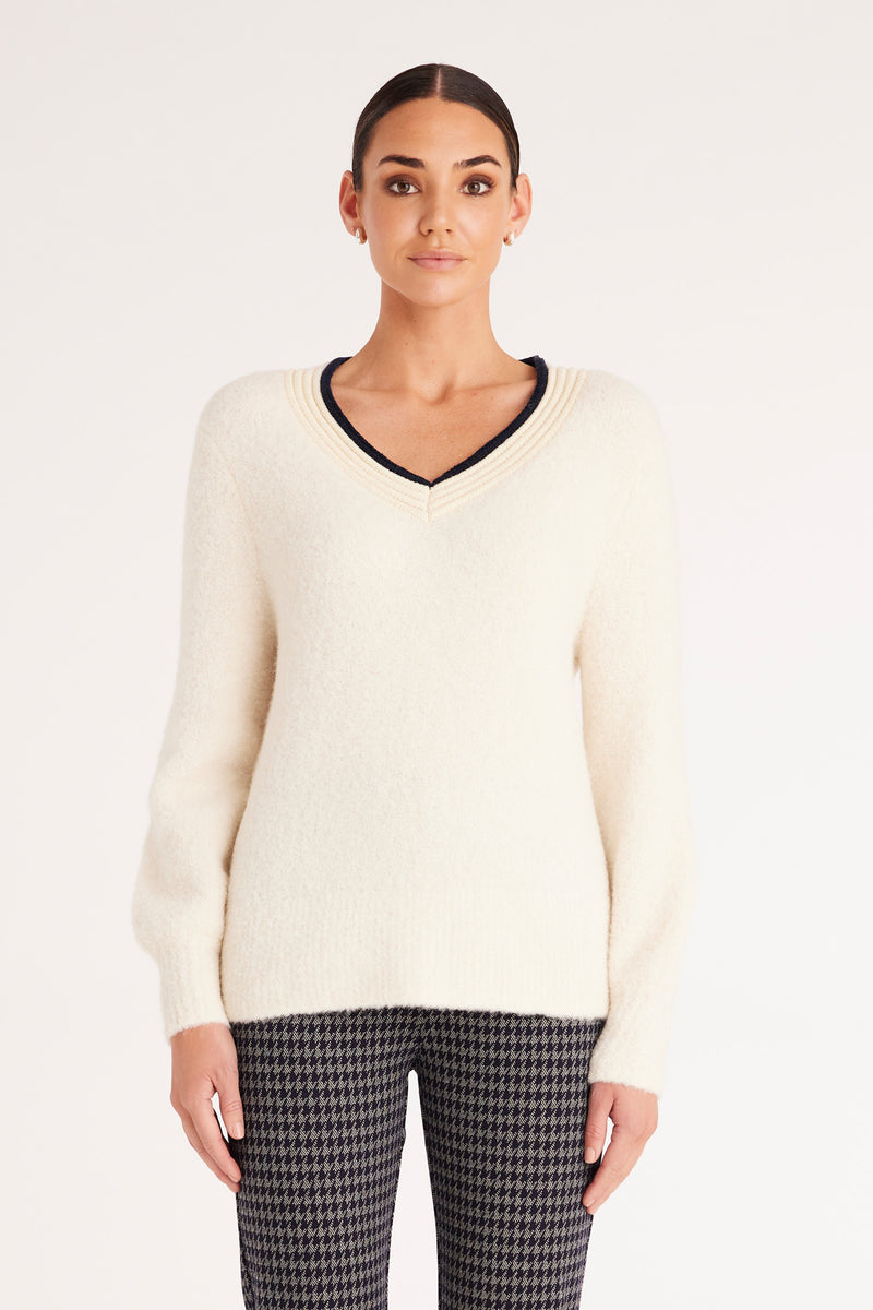 CAW23120_Cream_01_vicbks_1673310867