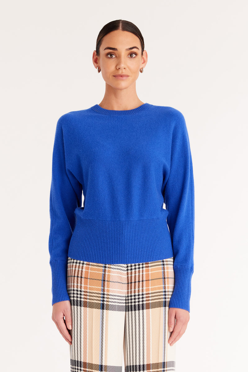 CAW23162_SapphireBlue_01_uttlhe_1674184423