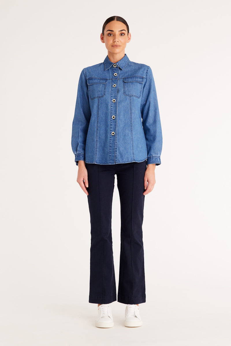 CAW23214_Denim_07_vrwsi7_1673310933