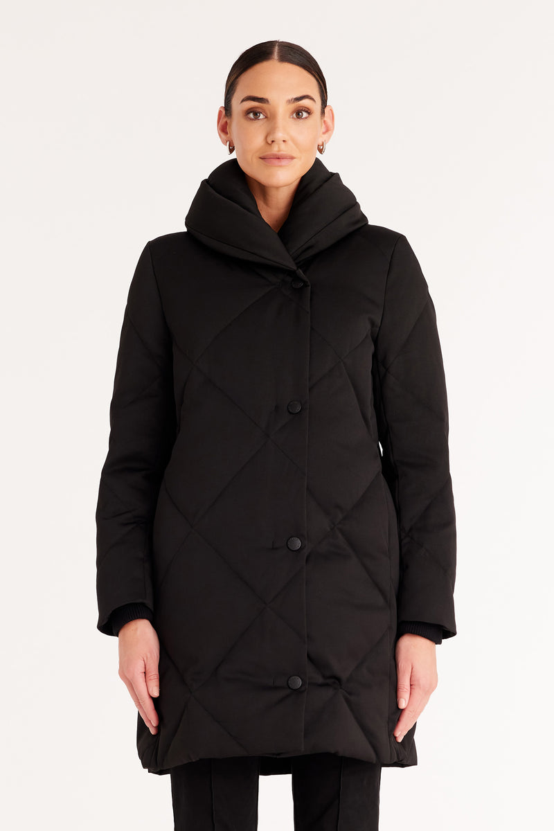 CAW23226_Black_01_jkjypm_1673310947