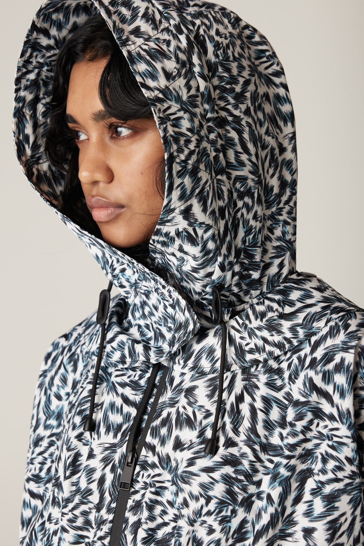 Bonn Raincoat Blue Print Cable Melbourne