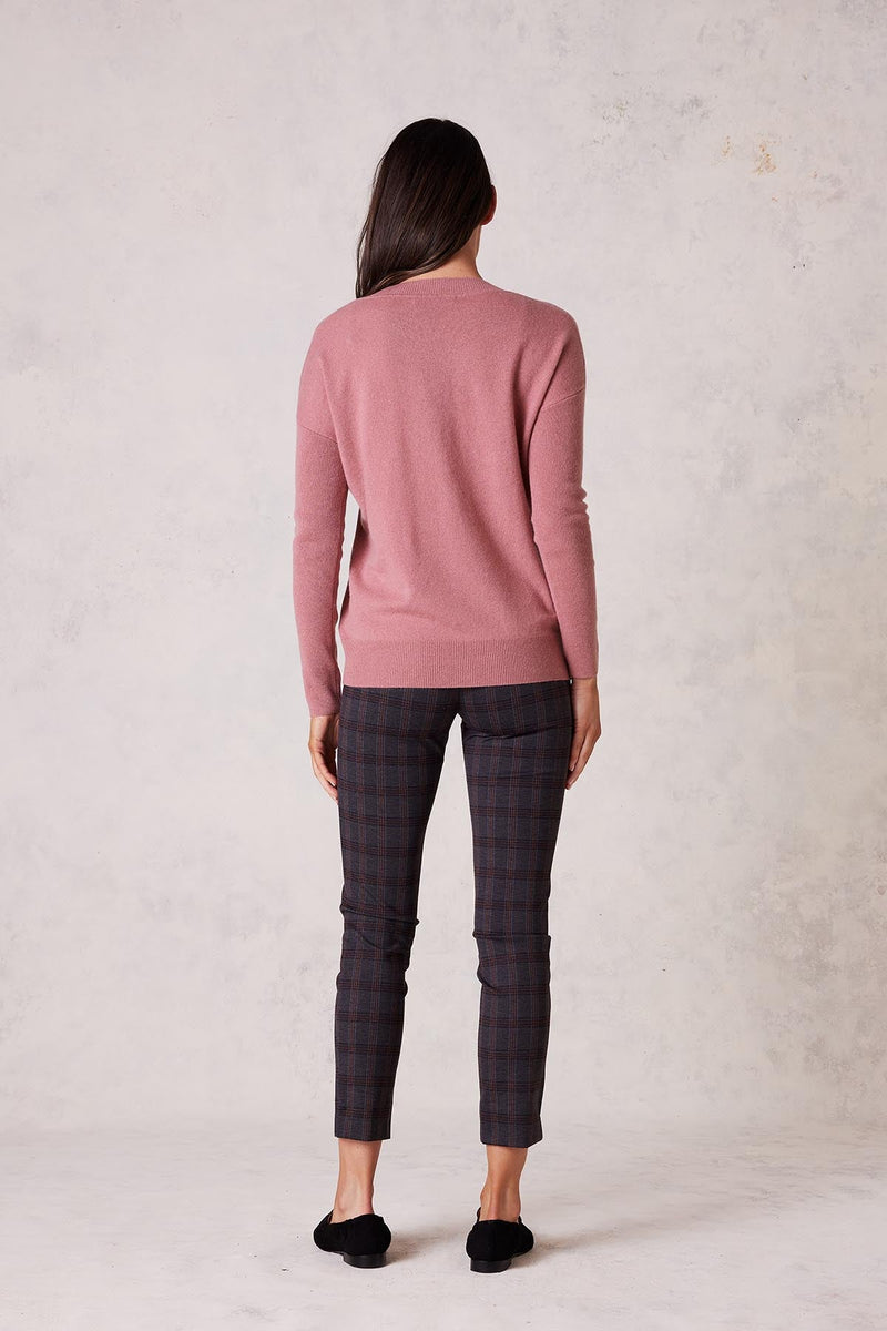 Pure Cashmere V Jumper - Musk-Cable Melbourne-4