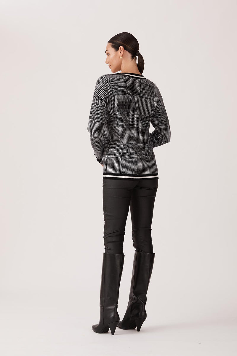Houndstooth Fringe Jumper - Black/White