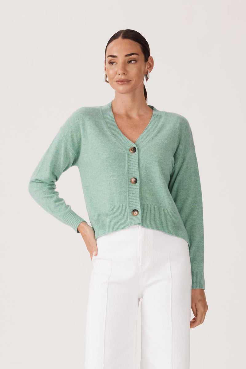 CS22515_SEAFOAM_1_kk0hnu_1660701348