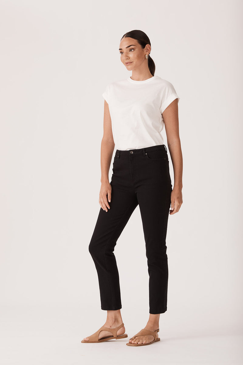 CS22558_BLACK_3_gtrpbn_1659678327