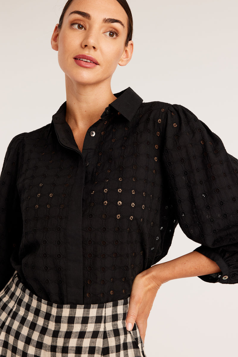 CSS22646_Black_04_jwljmo_1666587194