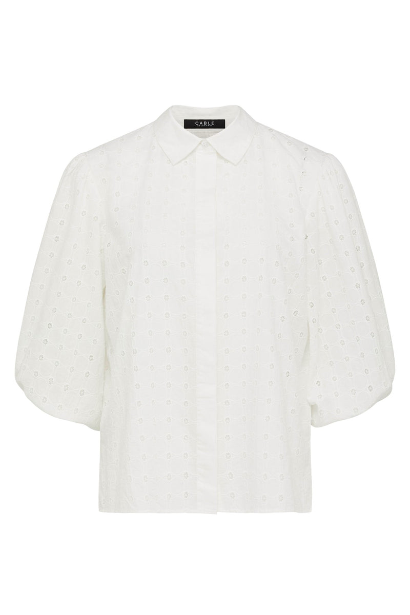 CSS22646_WHITE_02_pjtdvm_1666605828