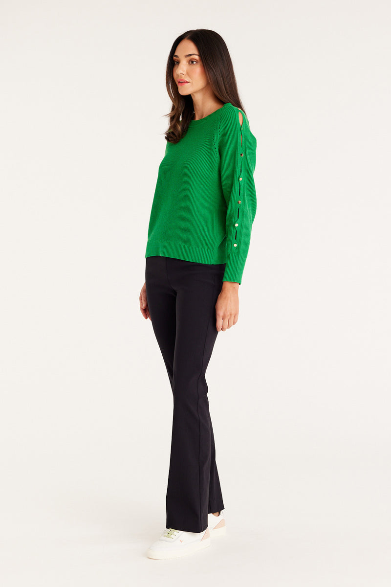 CSS23304_EmeraldG_04_yzek9u_1688966295