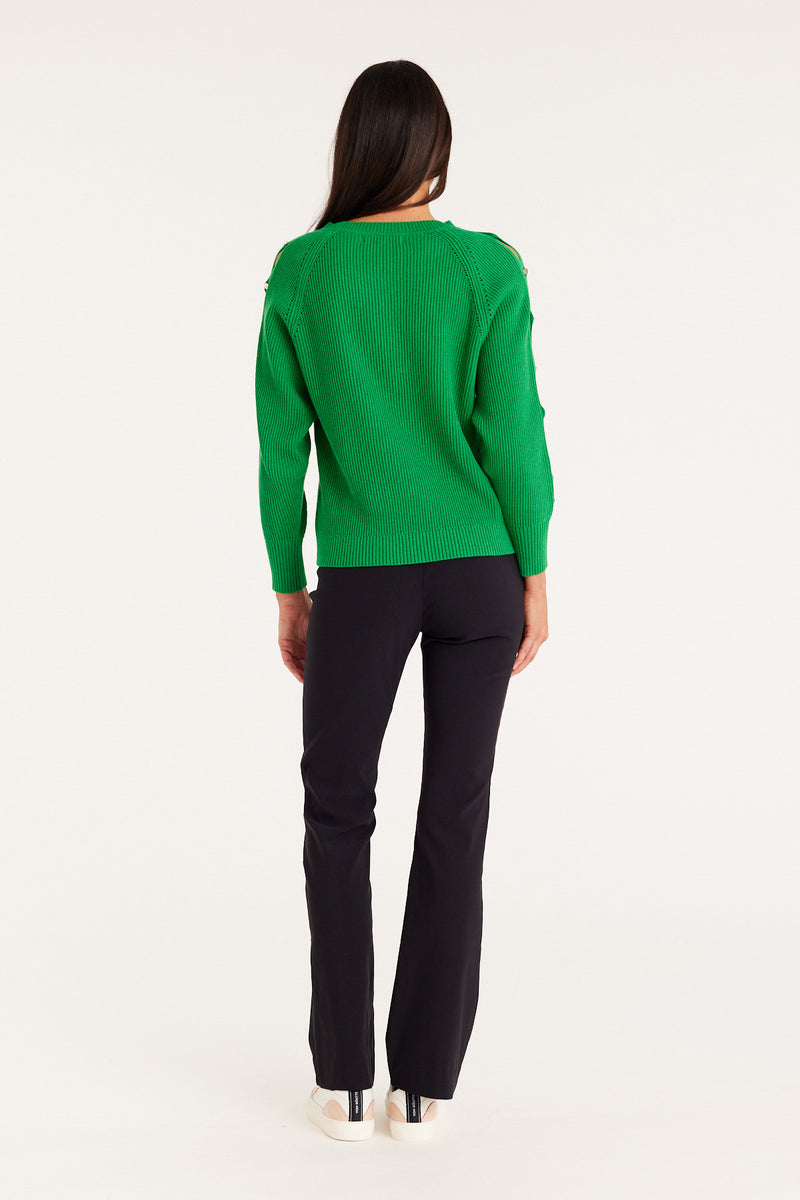 CSS23304_EmeraldG_05_gqfjtu_1688944797
