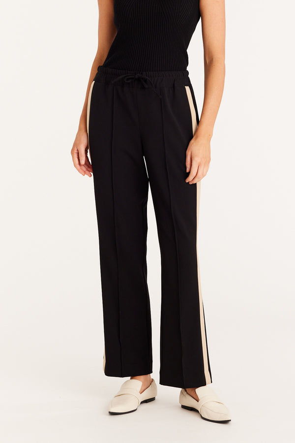 CSS23370_Black_02_jvpj7x_1688944774