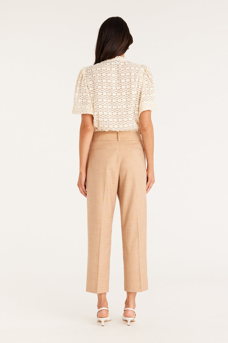 CSS23389_Cream_05_vjcsyi_1688966247