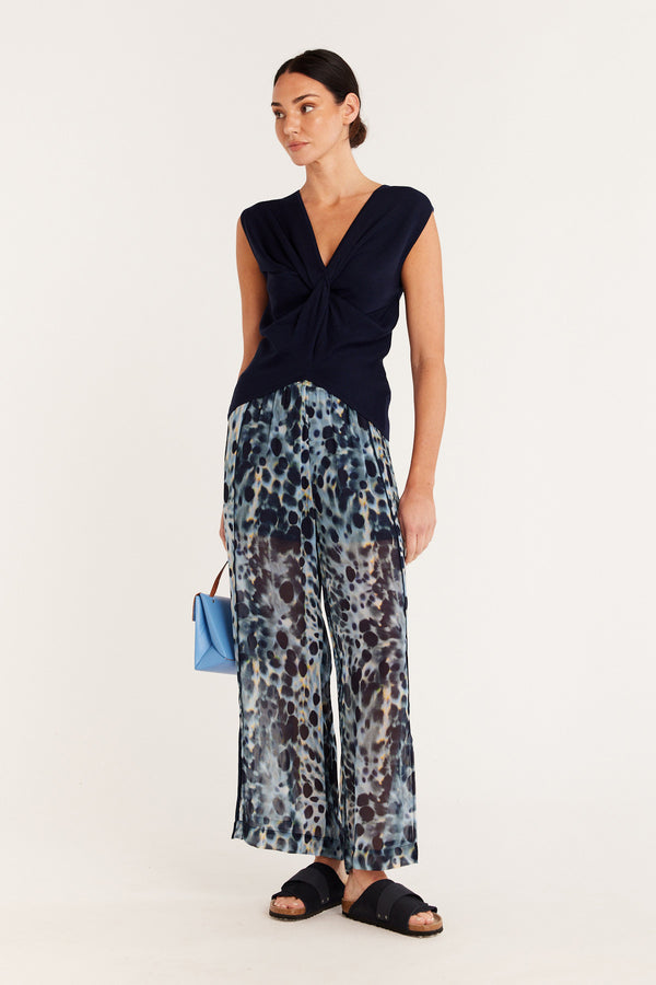 CSS23468_BlueMist_01_m9308r_1696398628