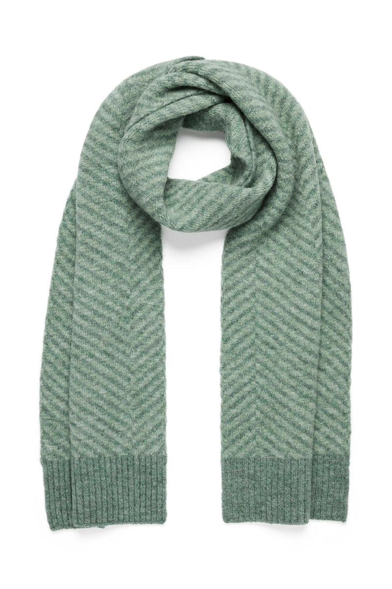 PL22207_GREEN_1_x7kbn9_1651019967