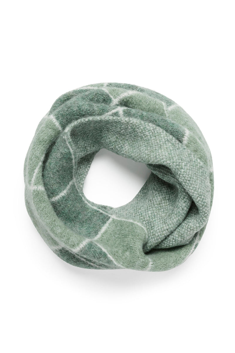 PL22213_GREEN_1_j0hemc_1651019970