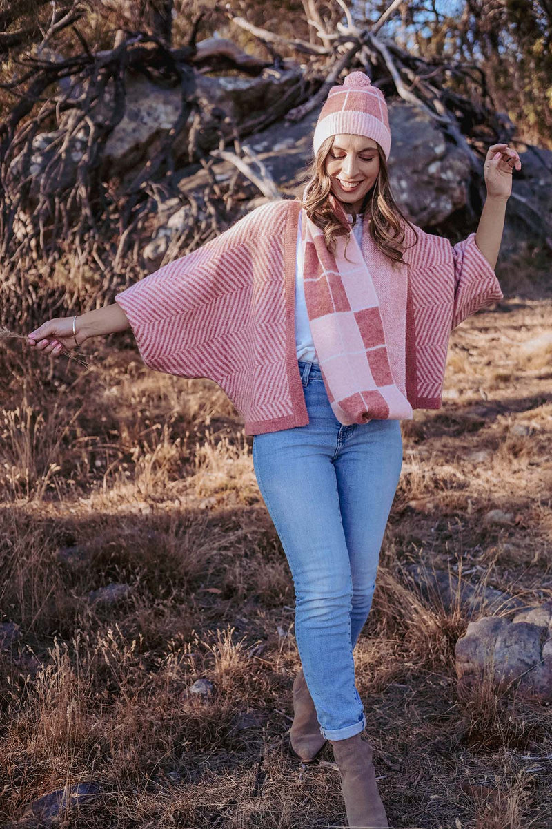 PL22213_PINK_3_muh7nn_1651537978